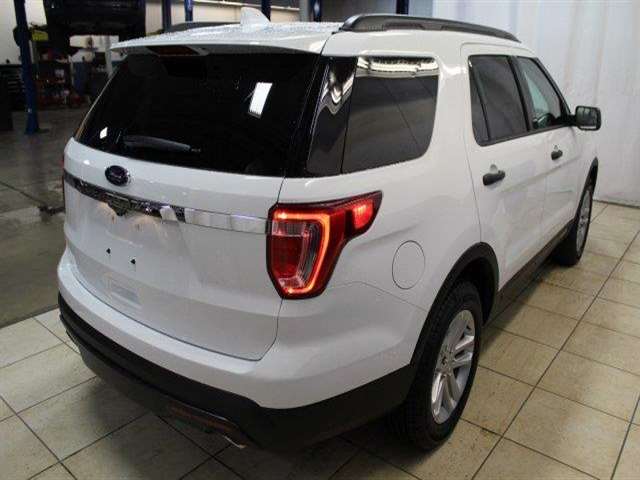 Ford Explorer 2017 photo 15